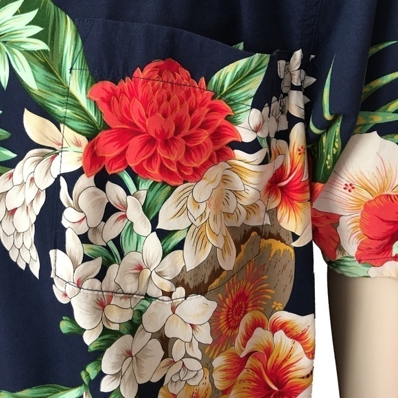 GO Barefoot Shirt Vintage Hawaiian Floral Tiki Cotton Rayon Blend Colourful - Picture 6 of 10